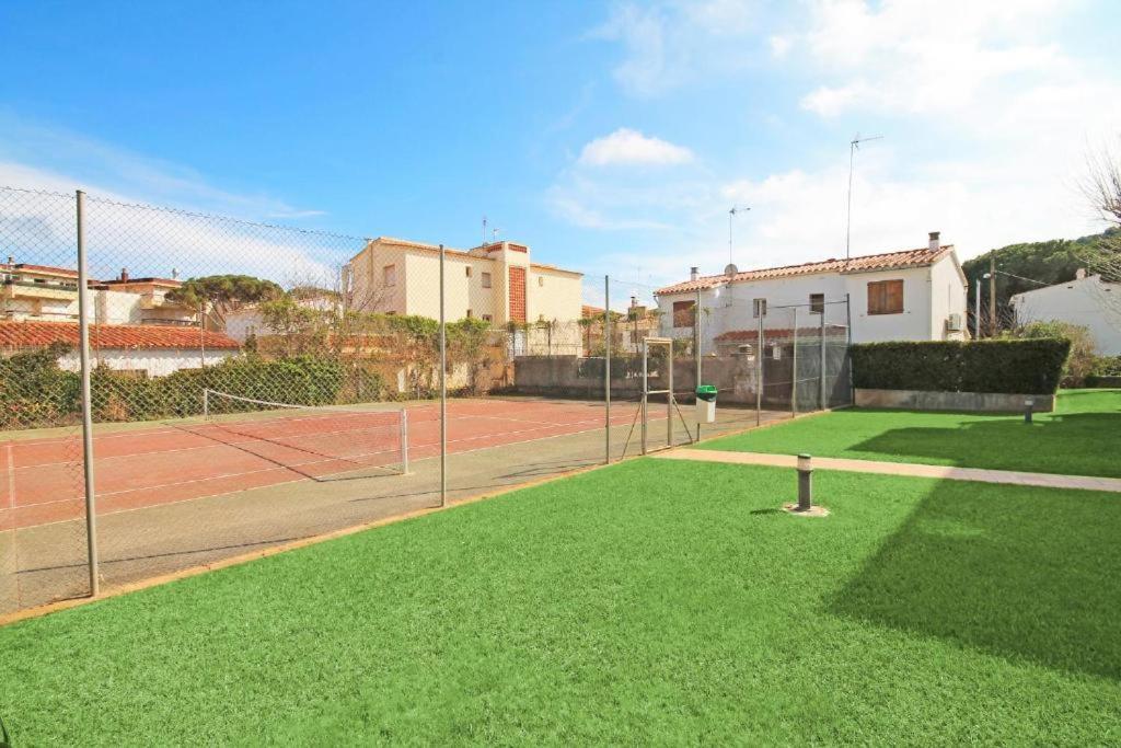 Apartamento Cala Montgo L'Escala Exterior photo